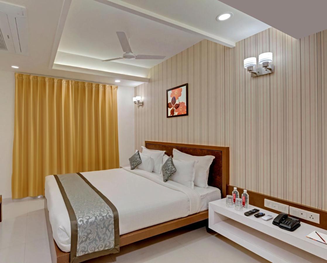 Click Collection Jaipur, Sindhi Camp Hotel Exterior foto